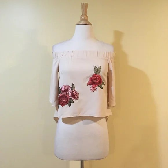 Off Shoulder Split Back Ruffled Sleeve Rose Floral Embroidered Blouse - Picture 3 of 8